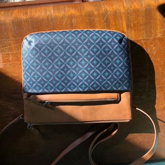 Fossil purse with blue design - Picture 6 of 6